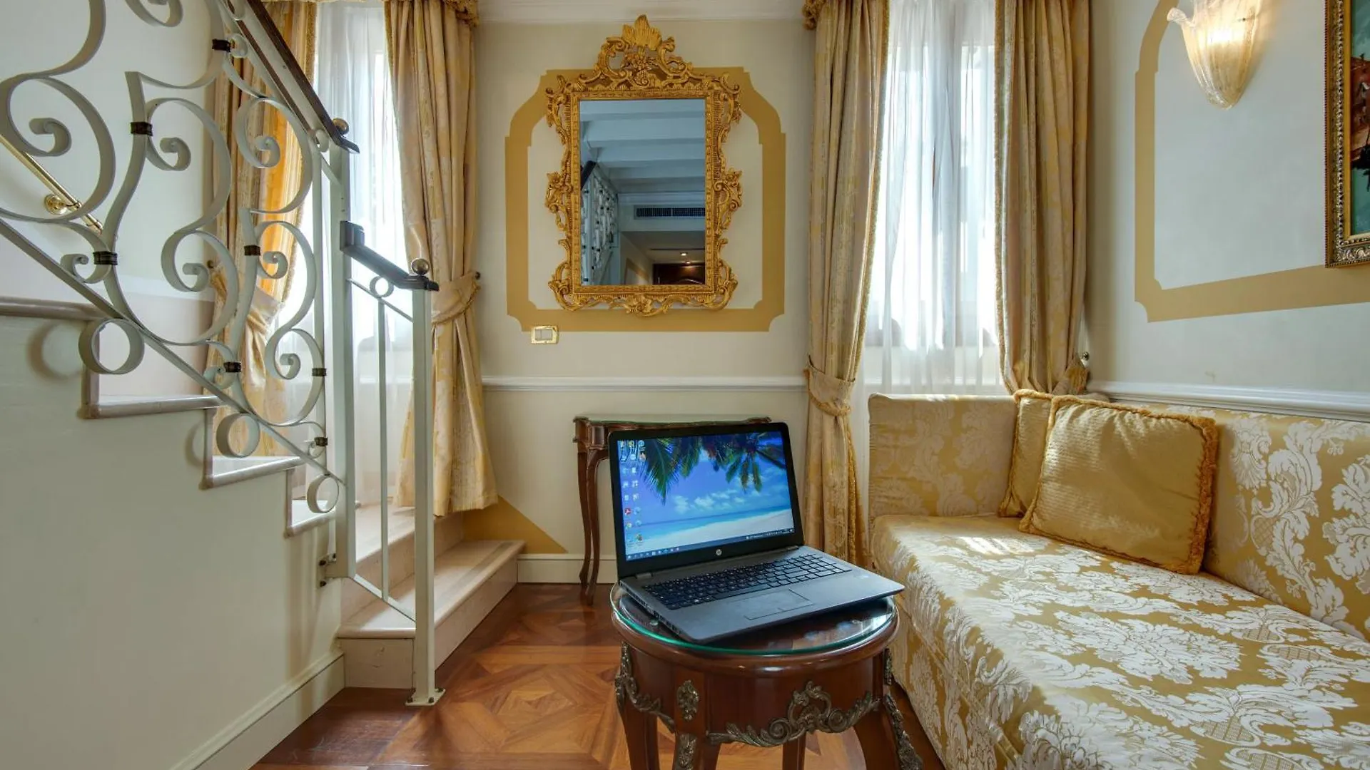 Hotel Canal Grande Venice